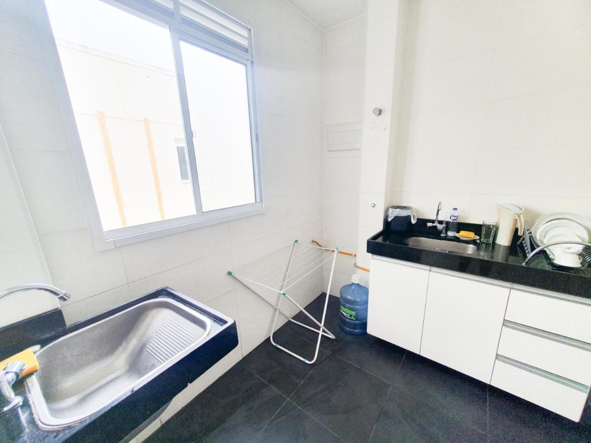 Apartamento Perto Da Praia E Do Aeroporto Apartman Lauro de Freitas Kültér fotó